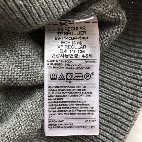 NWOT Gap Sweater - Picture 3 of 3